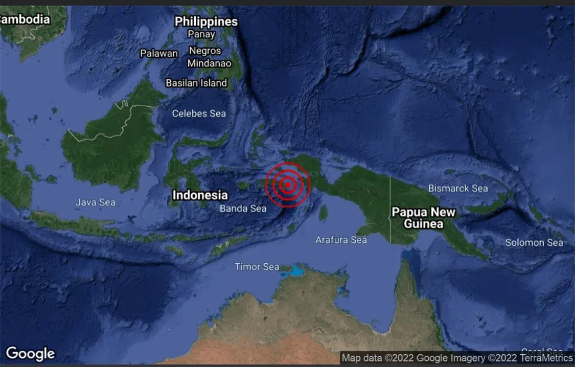 Tremblement de terre simple à Seram, Indonésie