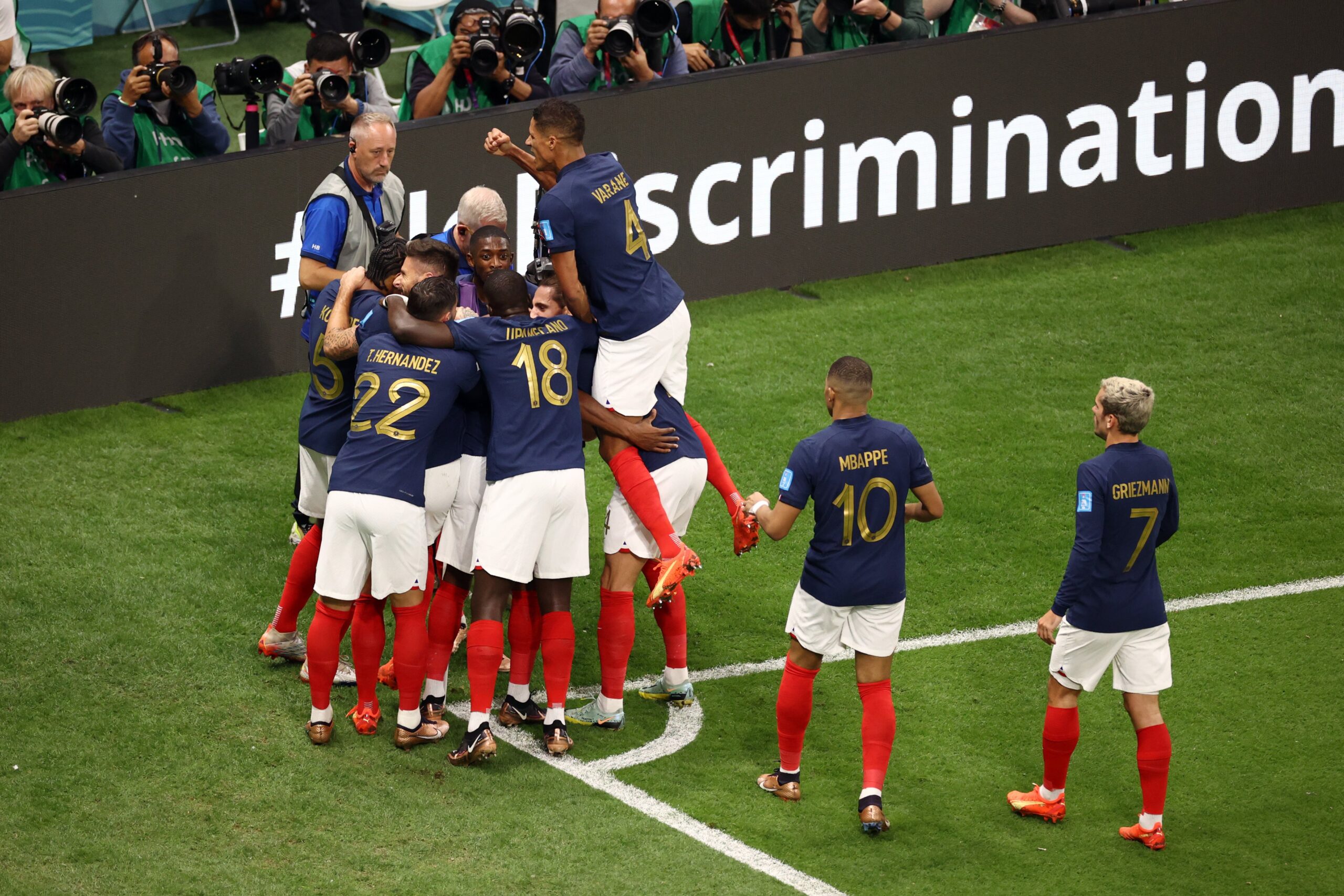 Perancis ke separuh akhir, rentap ‘ego’ England