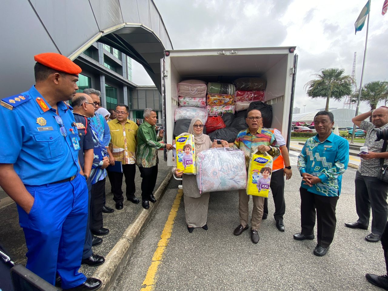 Pahang hantar misi bantuan banjir kedua ke Johor