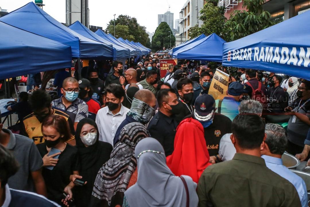 Demam denggi naik mendadak, nyamuk Aedes serang pengunjung bazar Ramadan