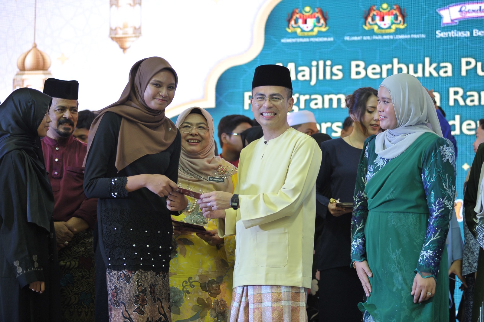 KKD perkukuh strategi bantu golongan sasar tingkat pendapatan melalui digital – Fahmi