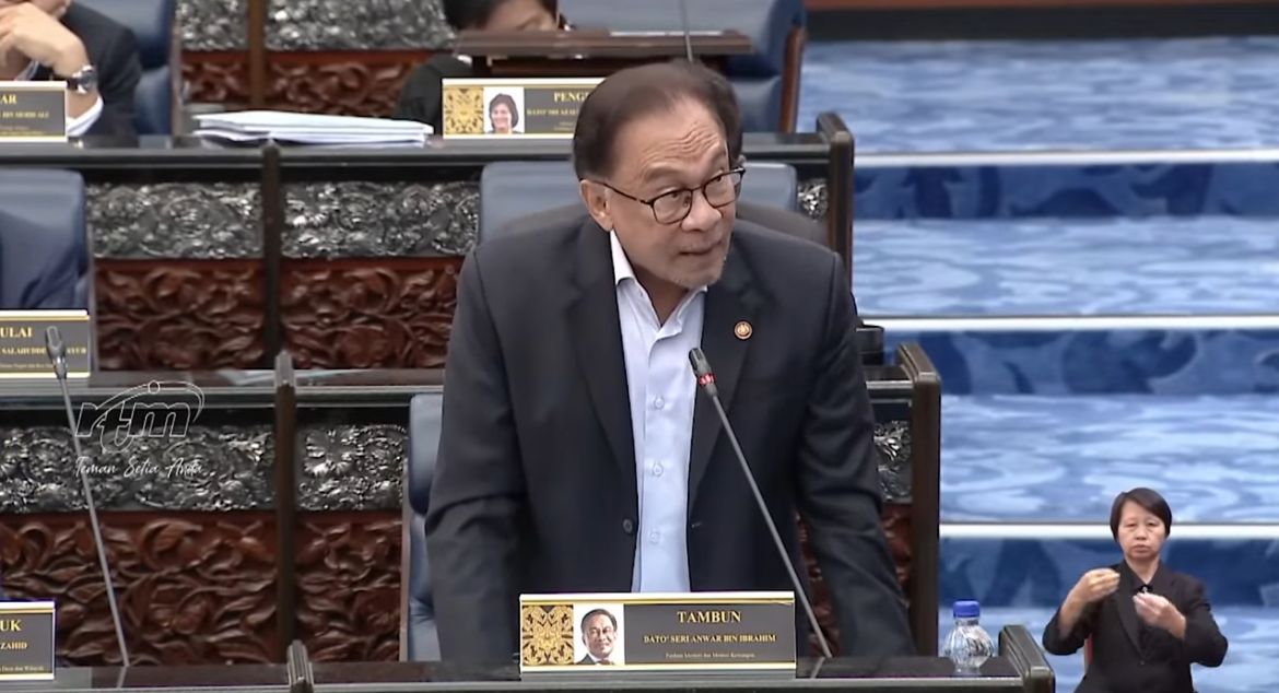 Anwar cabar kemuka bukti beliau campur tangan kes Ahmad Zahid
