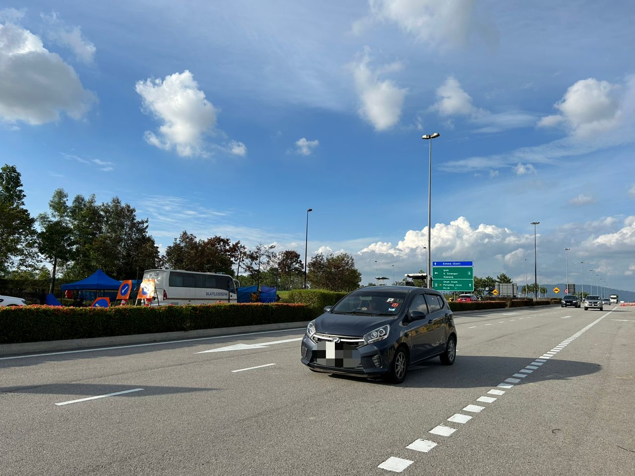 Nahas Elmina: Trafik lancar, pengguna sempat rakam lokasi nahas