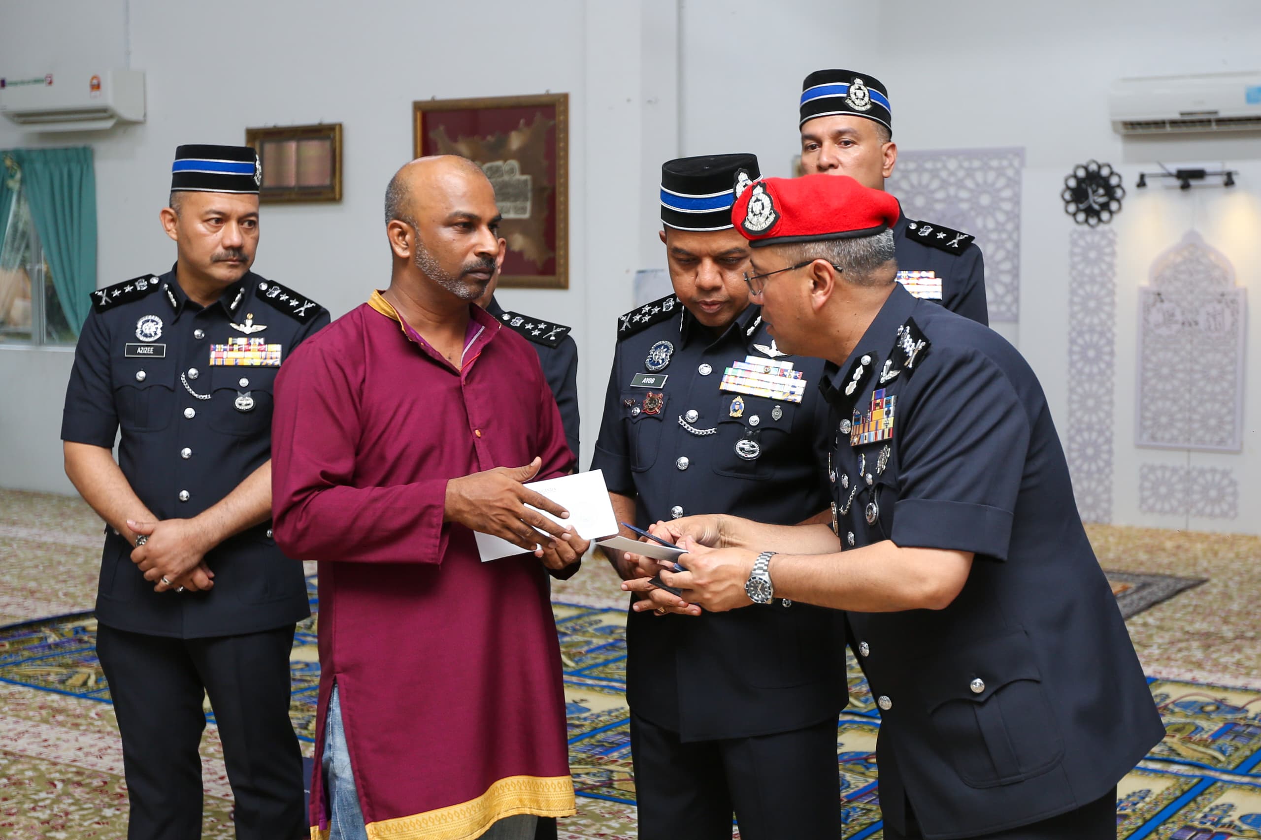 Tragedi Jalan Sungai Manik: Waris FRU Terima Bantuan Kewangan Lumayan, Sehingga RM269,000!