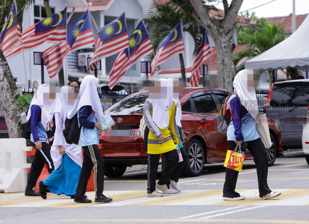 Kes buli: 43 sekolah menengah di Melaka pakai pengesan logam
