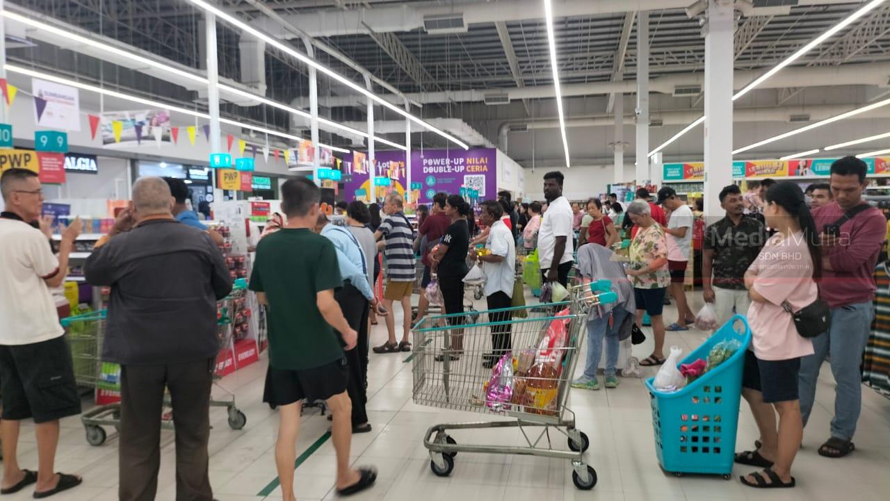 Lebih RM50 juta wang Sara ditebus hari pertama