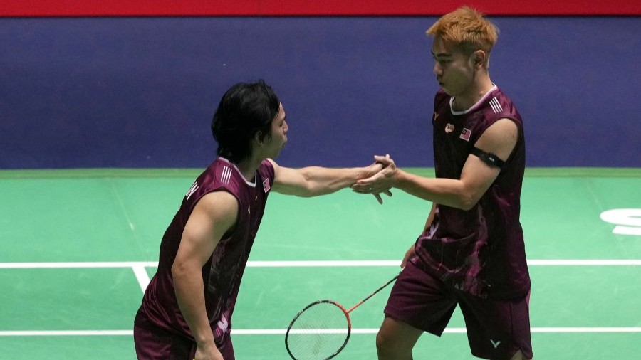 DinFei tebus kekalahan di Paris