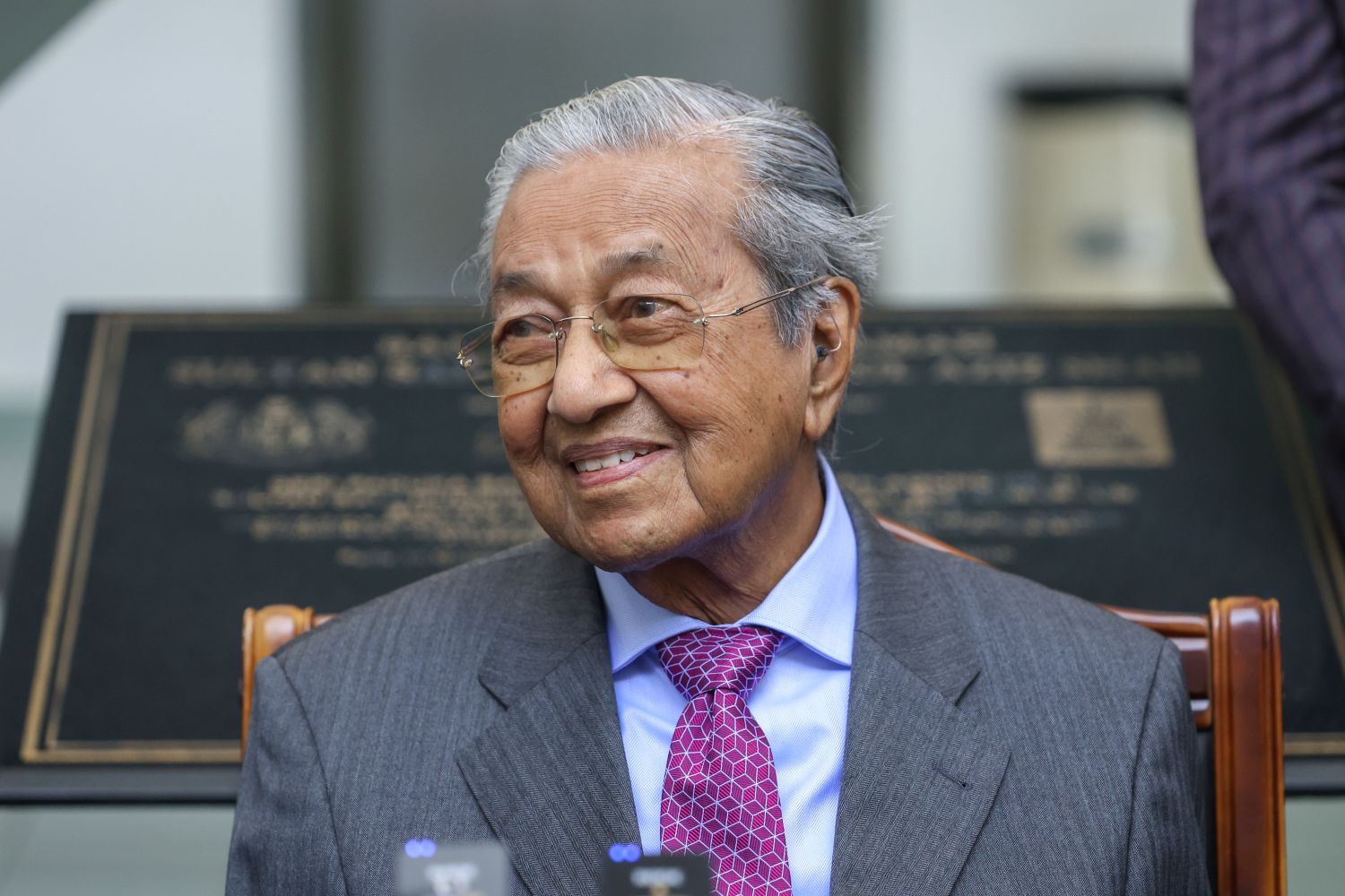 SPRM jalin kerjasama dengan pihak berkuasa UK siasat aset Tun M, keluarga