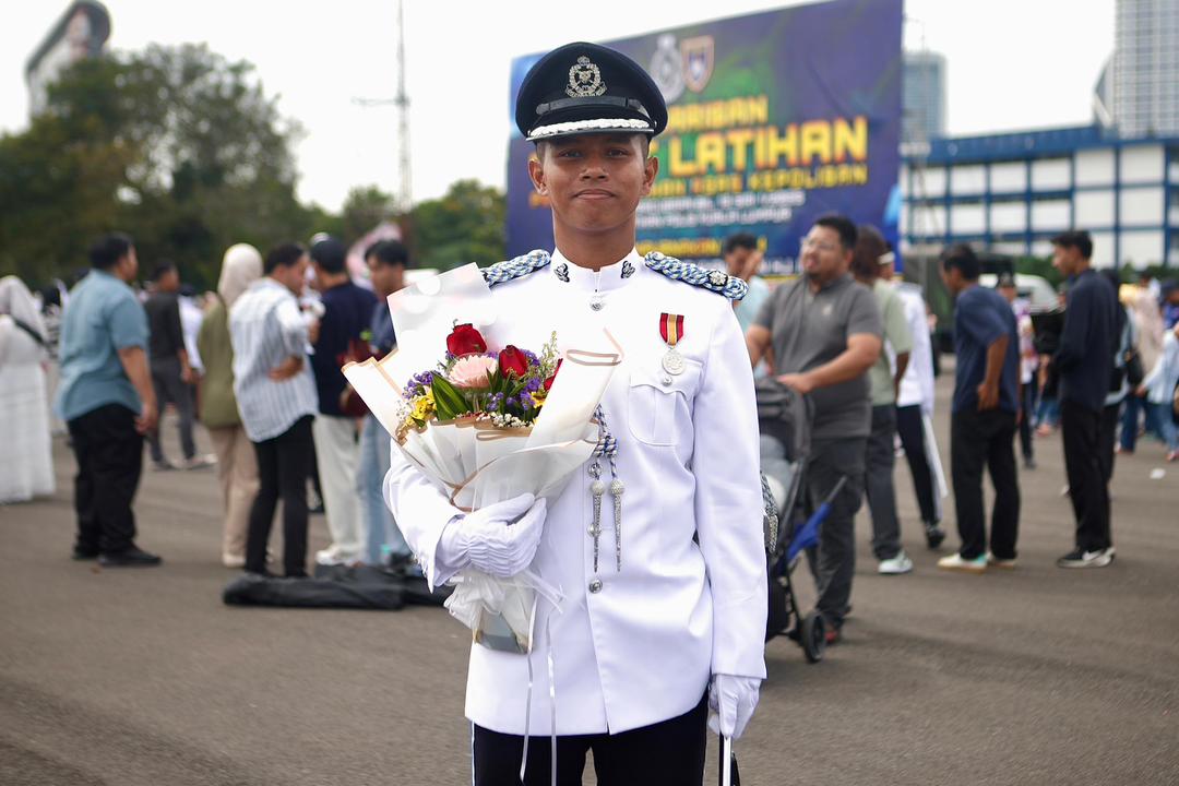 Wartawan jenayah Kosmo! kini bergelar pegawai polis