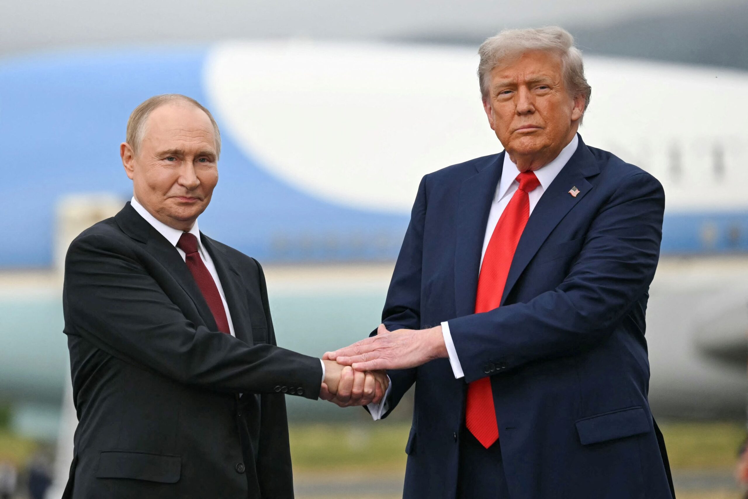 Pertemuan Trump-Putin di Hungary ditangguh