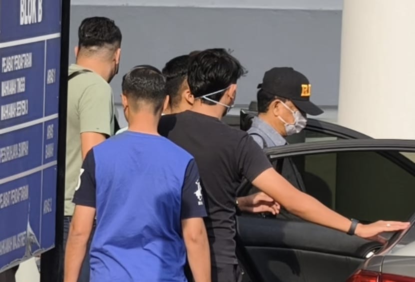 Didakwa ‘curi’ pekerja punca ejen insurans dimaki, dipukul Datuk Seri