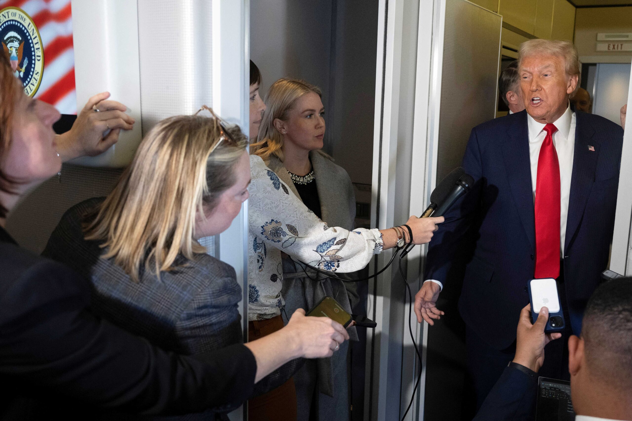 Trump potong tarif barangan China kepada 47 peratus