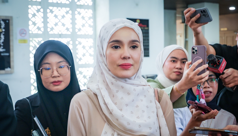 ‘Uqasha tiada masalah dengan peguam terdahulu’