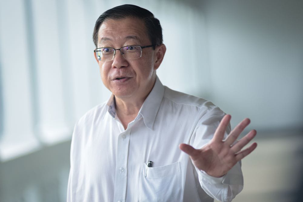 Guan Eng dapat semula pasport antarabangsa secara kekal
