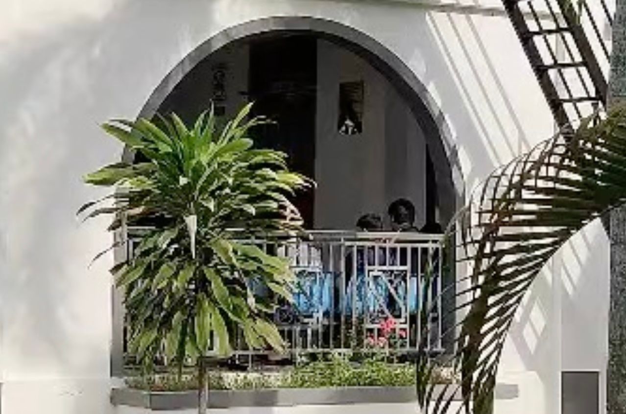 Empat pelajar sekolah antara 8 didakwa gaduh dalam pusat snuker