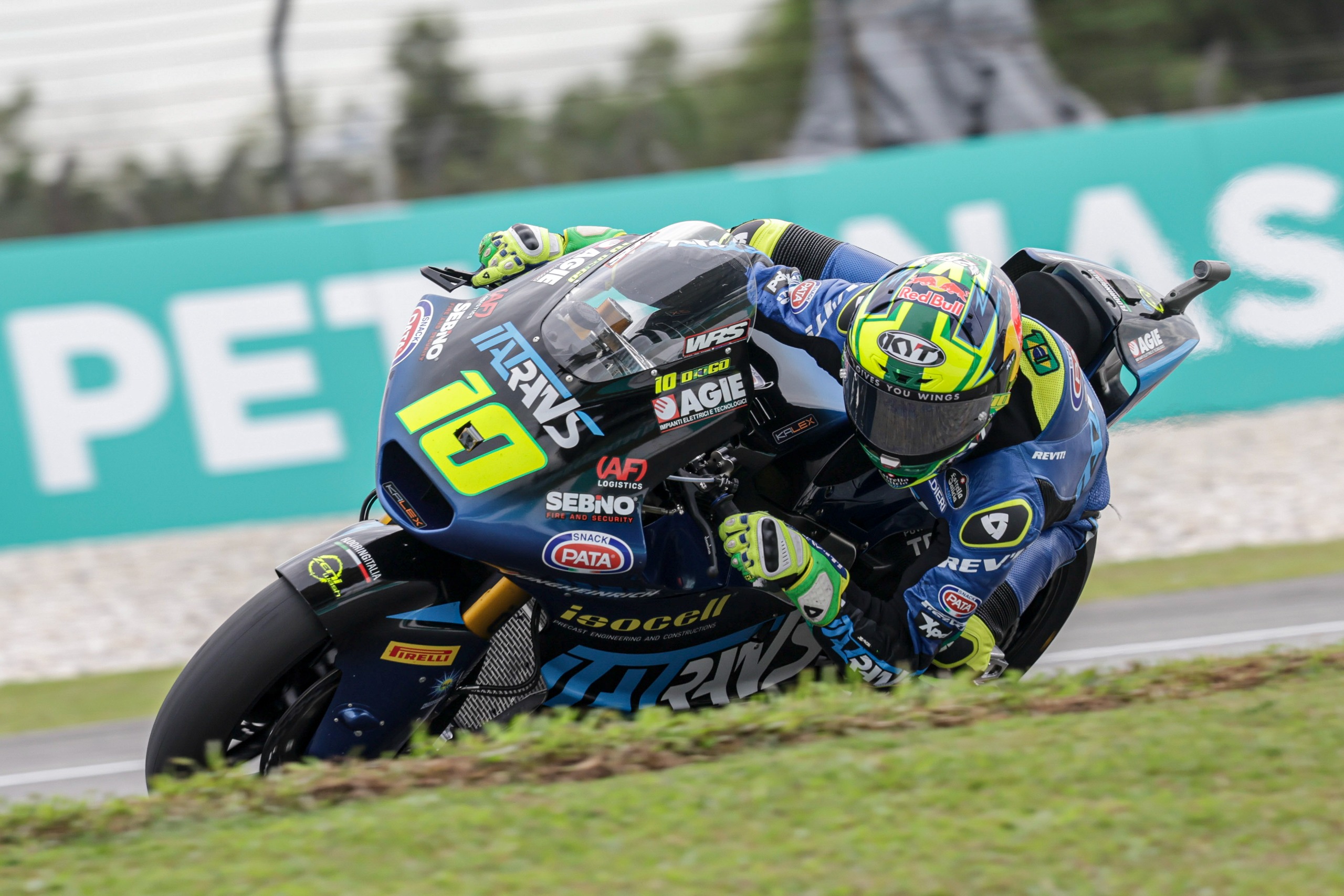 Diogo Moreira intai gelaran dunia Moto2