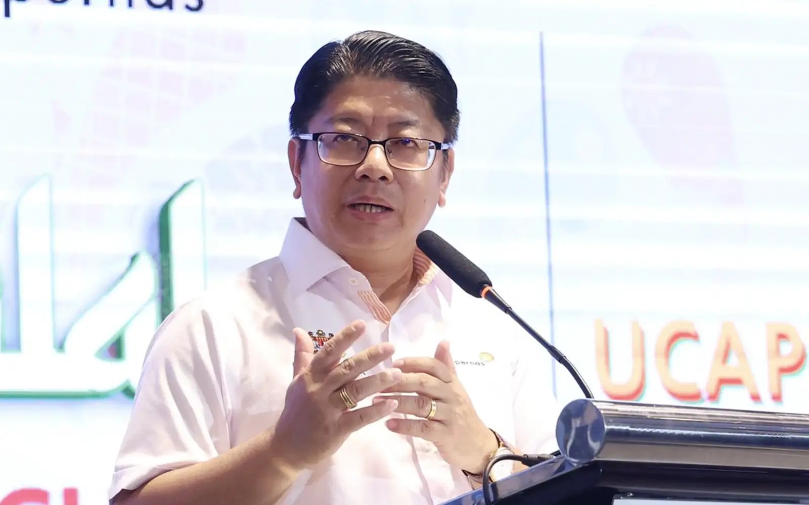 Ewon Benedick letak jawatan Menteri KUSKOP