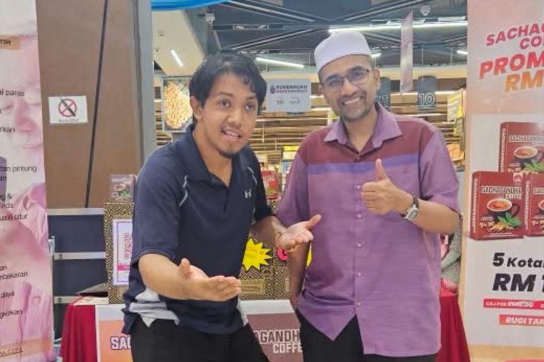 Menderita kanser otak, Hakimi gigih jual kopi