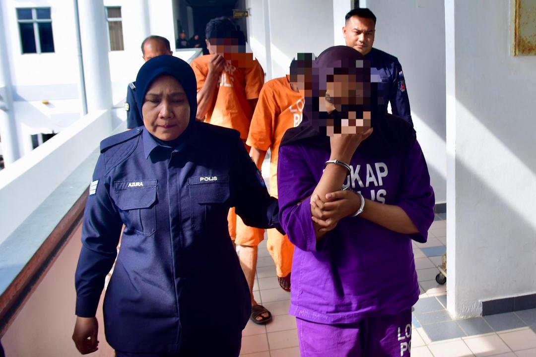 Hilangkan pensil warna, suami isteri seksa anak angkat dengan air panas