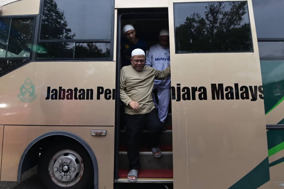 CEO GISBH, 12 lelaki bebas selepas 13 bulan meringkuk dalam penjara