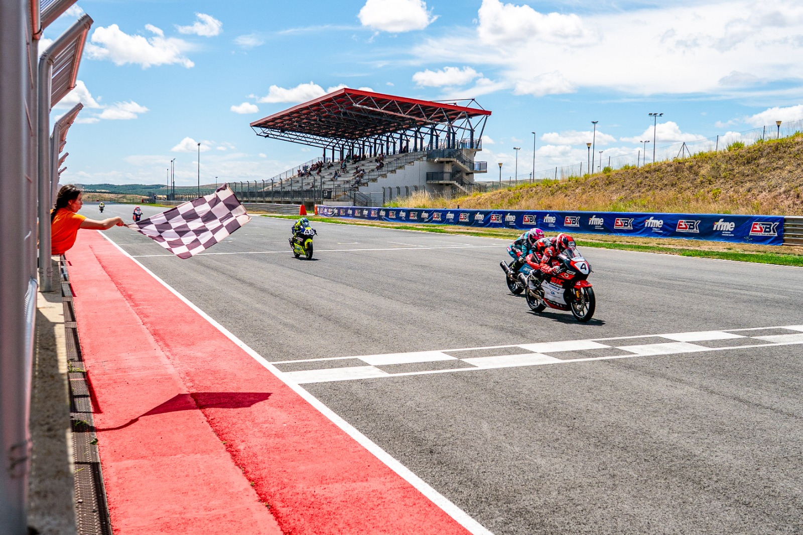 Qabil bangkit dari petak ke-17, julang podium di Jerez