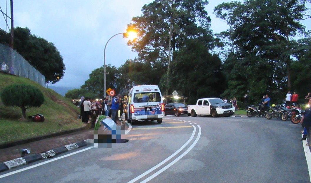 Pelajar UiTM Machang maut dirempuh motosikal pakai sebelah ‘earbuds’