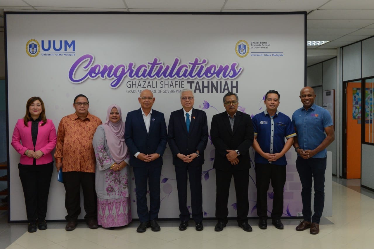 Ismail Sabri lulus PhD Sains Politik UUM