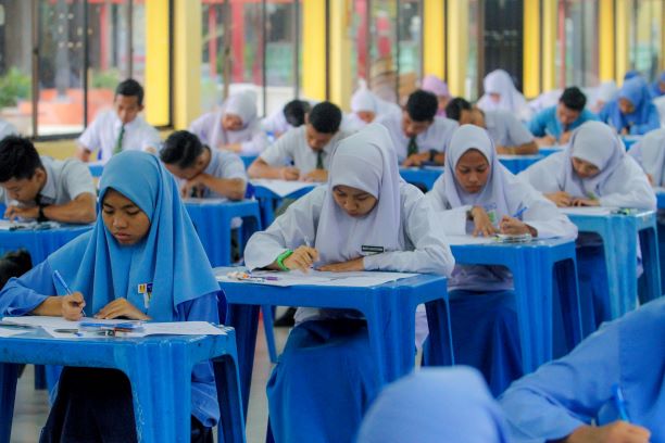 Ramai calon SPM menangis lepas jawab kertas ‘add math’