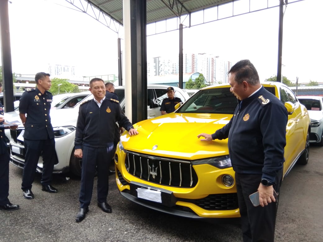 Tak bayar ‘roadtax’ RM35,760, Lamborghini Huracan kena sita