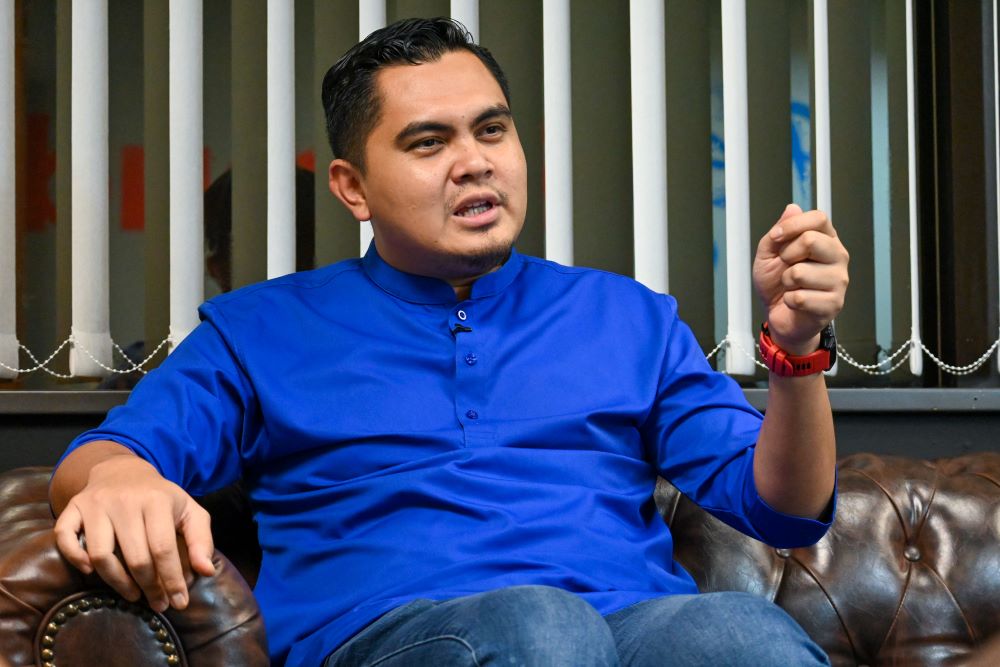 Pemuda UMNO mahu ahli tentukan nasib, konvensyen khas 3 Januari