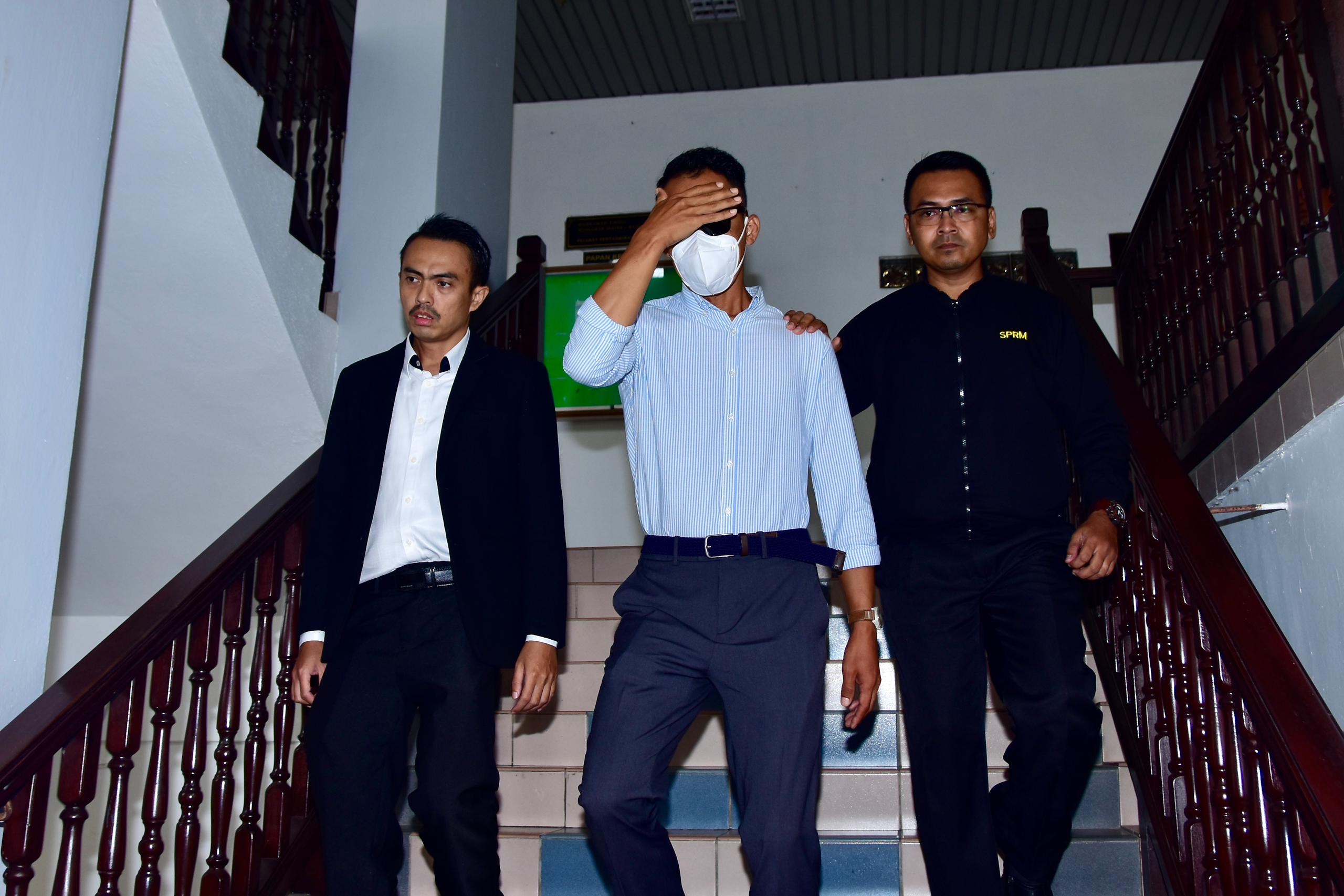 Anggota JPJ dijel 2 tahun, denda RM208,000 ambil suapan bulanan