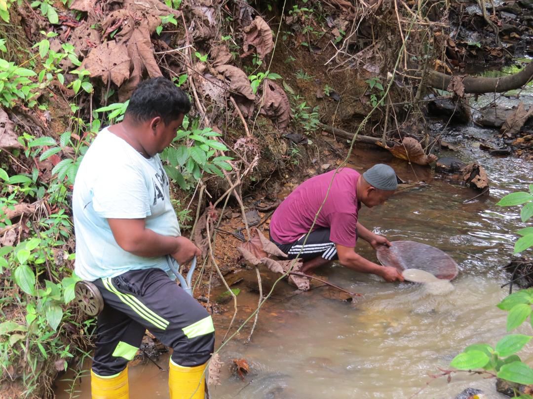 Kerajaan Kelantan benarkan rakyat mendulang emas di lima sungai