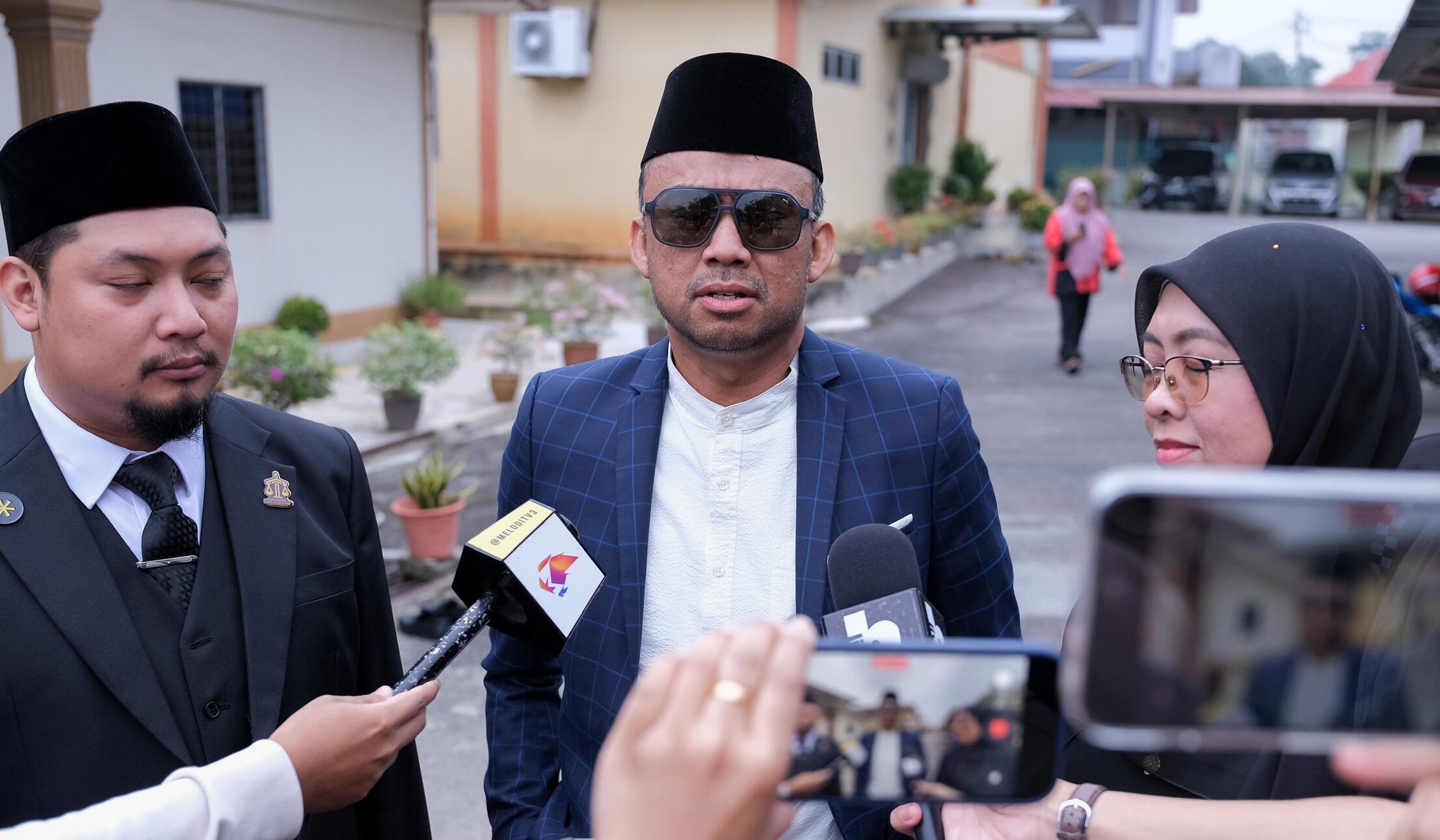 16 Februari depan bicara pengesahan lafaz rujuk Datuk Red, Adira