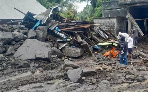 Banjir landa Sulawesi Utara, 14 maut, 6 hilang