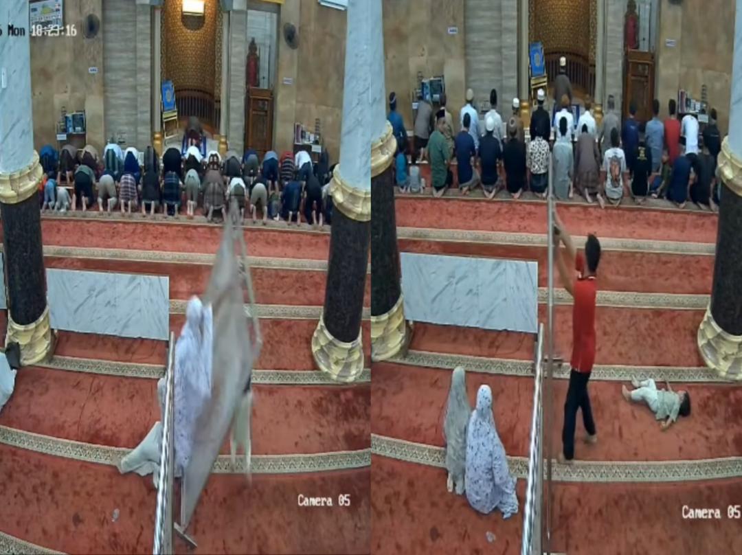 [VIDEO] Bergurau ketika solat, penghadang jatuh hempap budak hingga longlai