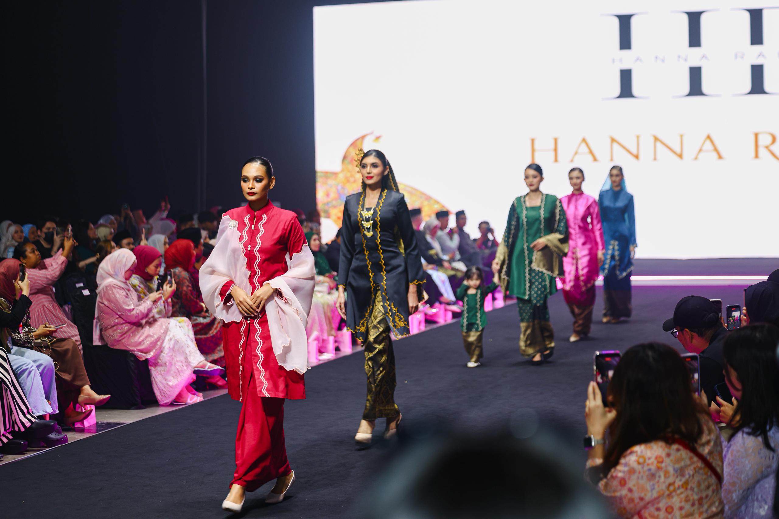 Pesona songket, sutera Thai ke rumah terbuka