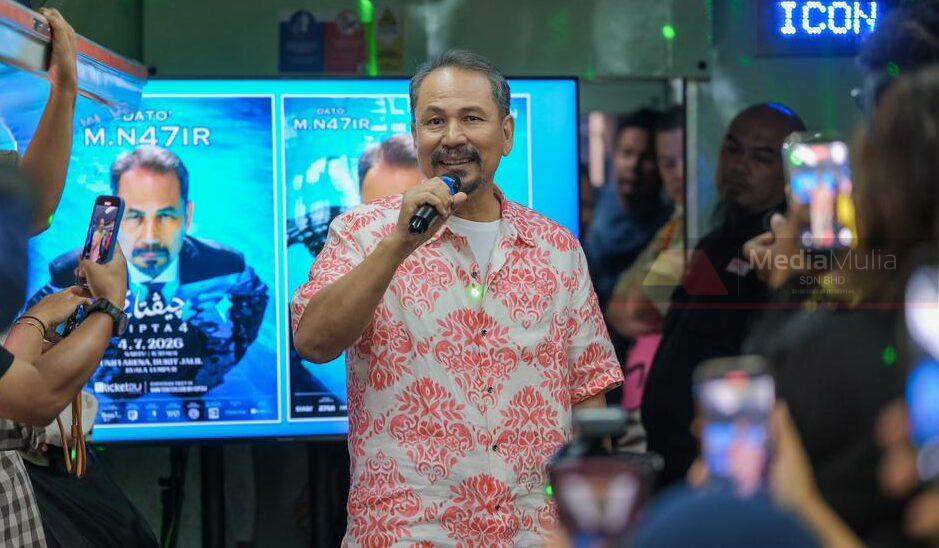 Buat ‘PC’ atas kereta api, M. Nasir dikejutkan Melly Goeslaw