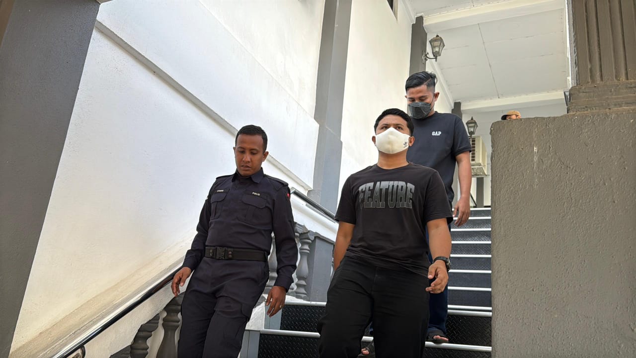 Dua tentera didenda RM2,200 cederakan rakan setugas