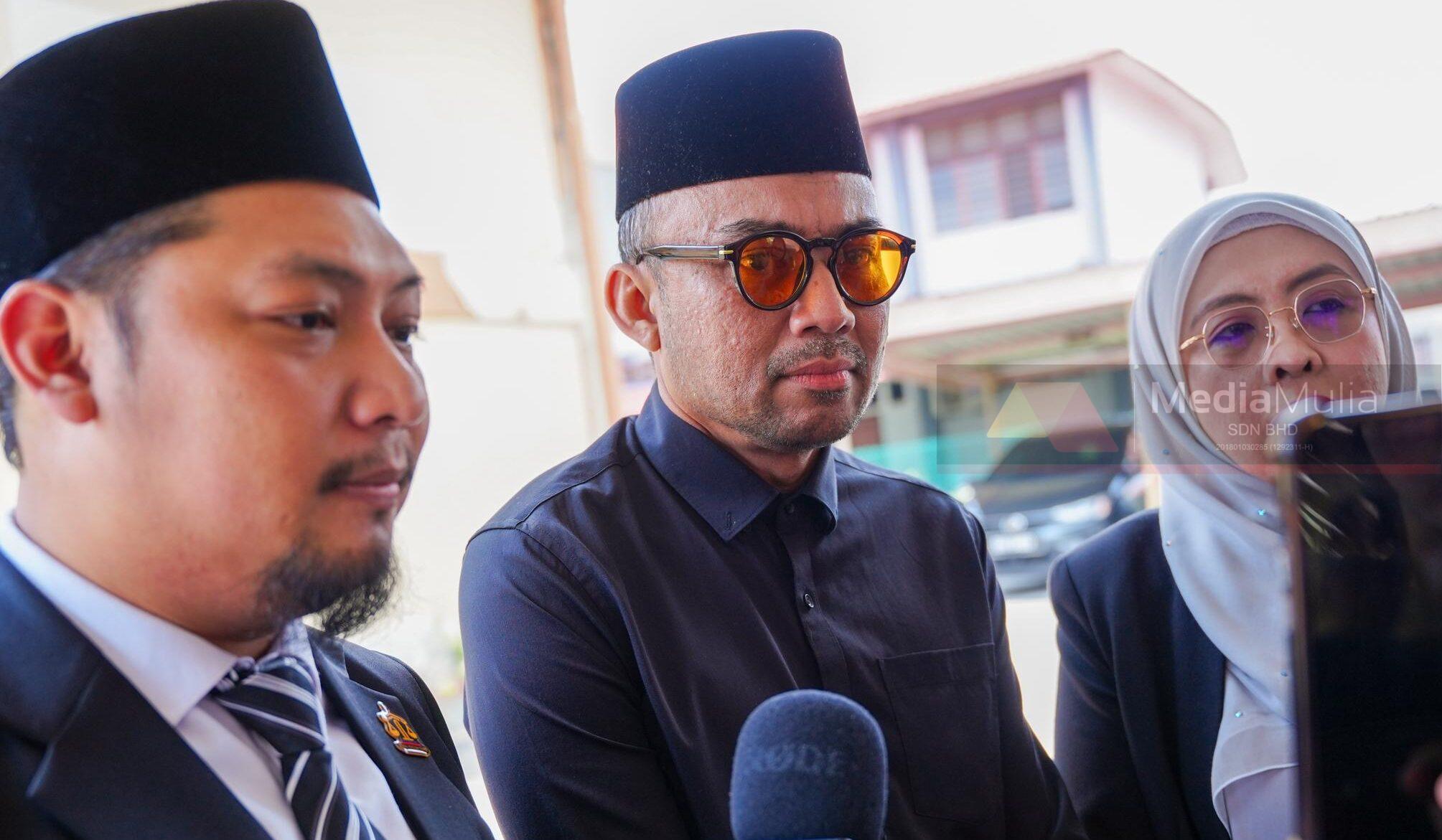 Datuk Red pula nafi tuntut RM100,000 daripada Adira