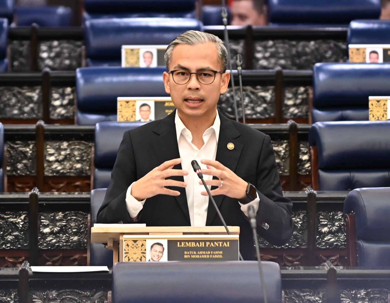 MCMC sekat lebih 3 bilion SMS, 2.5 bilion panggilan scam