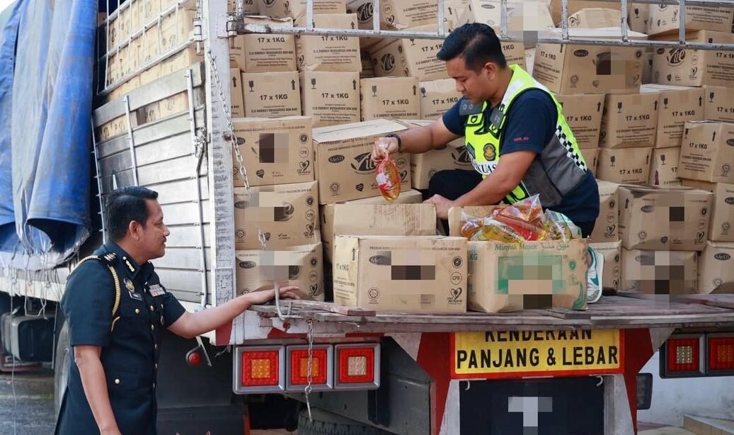 20.4 tan minyak masak peket gagal seludup ke Siam