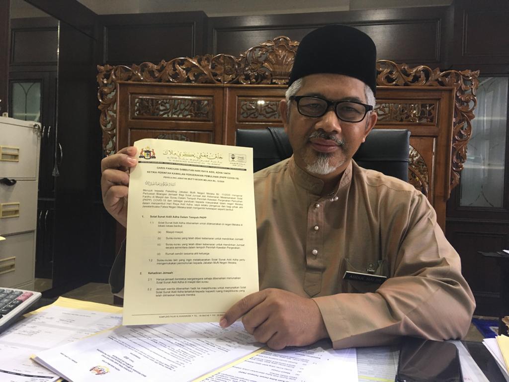 Warga asing di Melaka dibenarkan solat Aidiladha di kilang ...