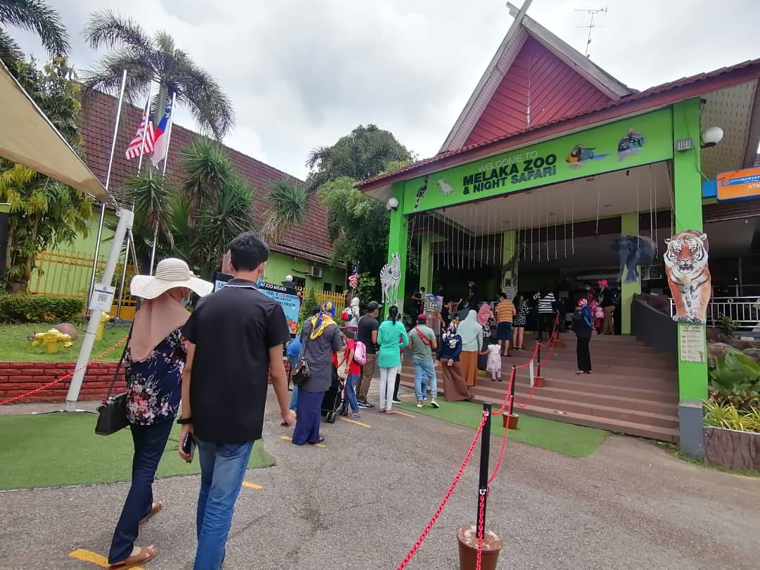 Harga tiket zoo melaka 2021