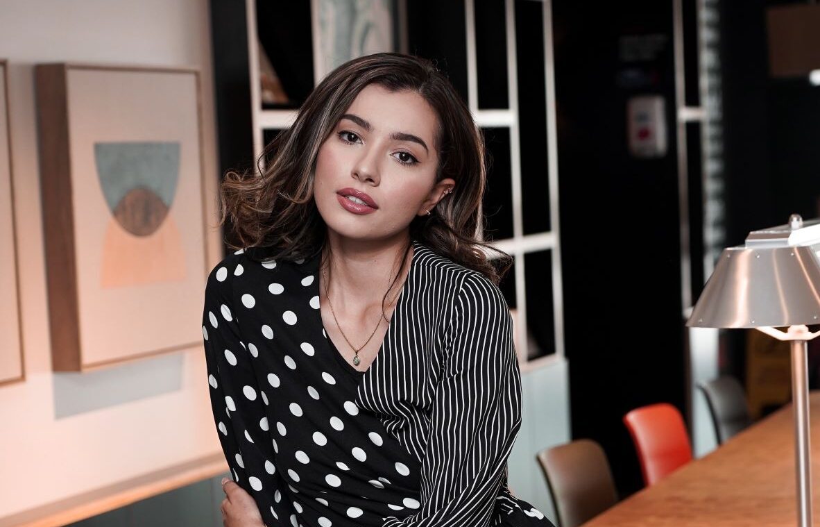 Amelia Henderson ketepikan negativiti - Kosmo Digital