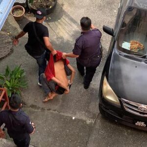 Bapa Tikam Anak Kandung