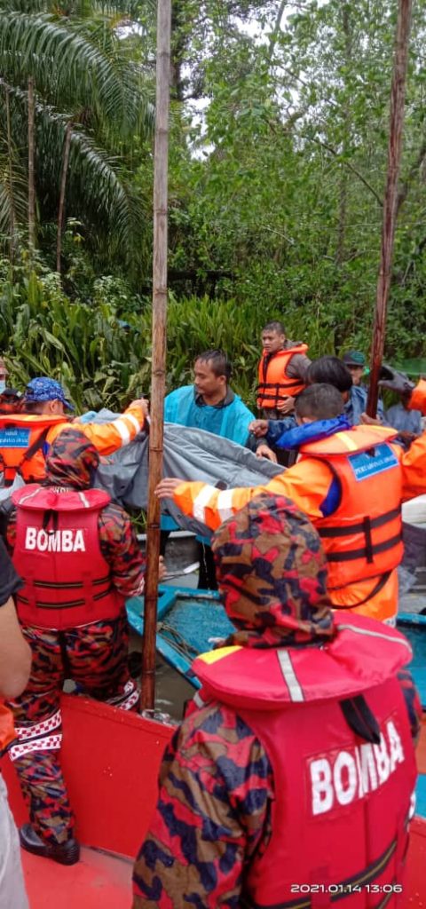 Bahagian kaki dipercayai milik mangsa disambar buaya ditemui Bahagian kaki dipercayai milik mangsa disambar buaya ditemui