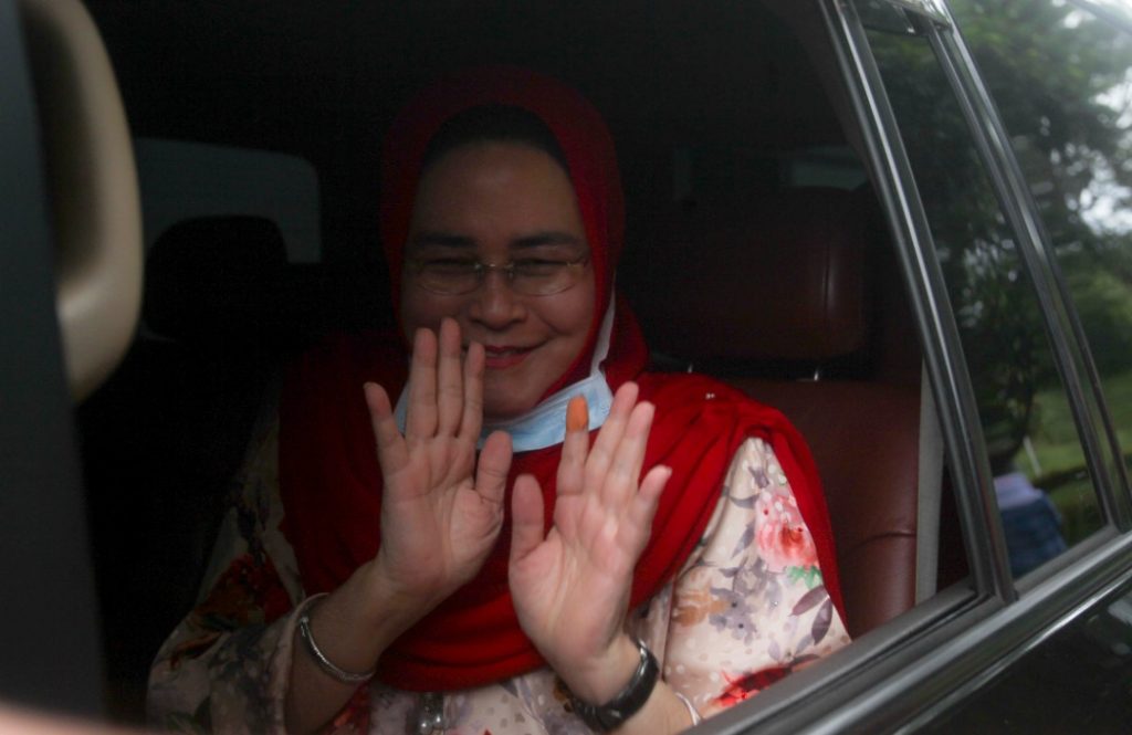 Halimah pula sah positif Covid-19. Halimah pula sah positif Covid-19.