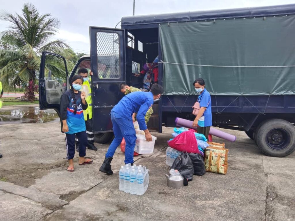 352 mangsa di lima PPS, banjir Sabah terus pulih 352 mangsa di lima PPS, banjir Sabah terus pulih