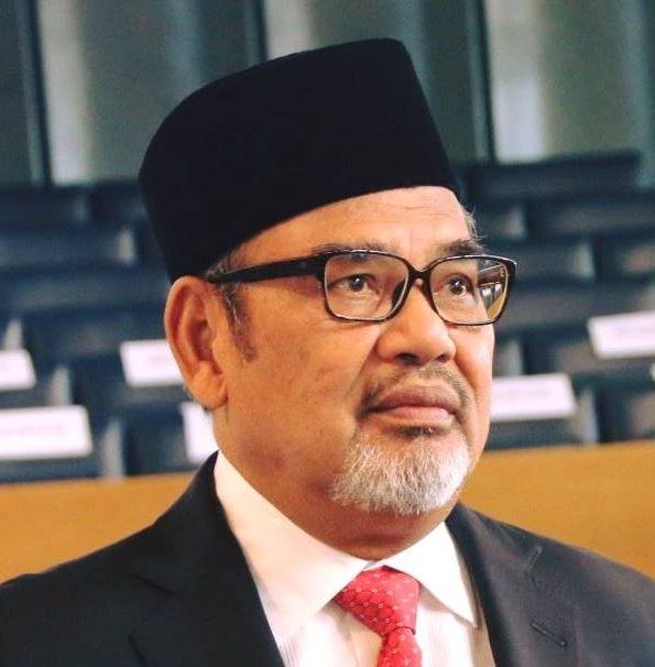 Datuk seri tajuddin abdul rahman