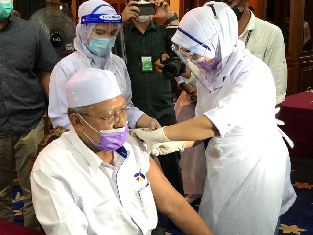 Kadar vaksinasi malaysia
